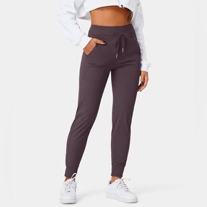 HALARA Women's High-Waisted Joggers in Dark Gray